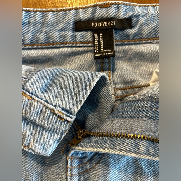 Denim skirt - Picture 2 of 3